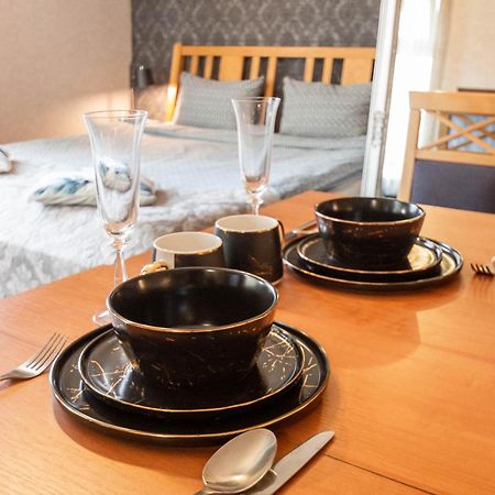 Quiet Romantic Studio Plus Parking, Tartu Home Bagian luar foto